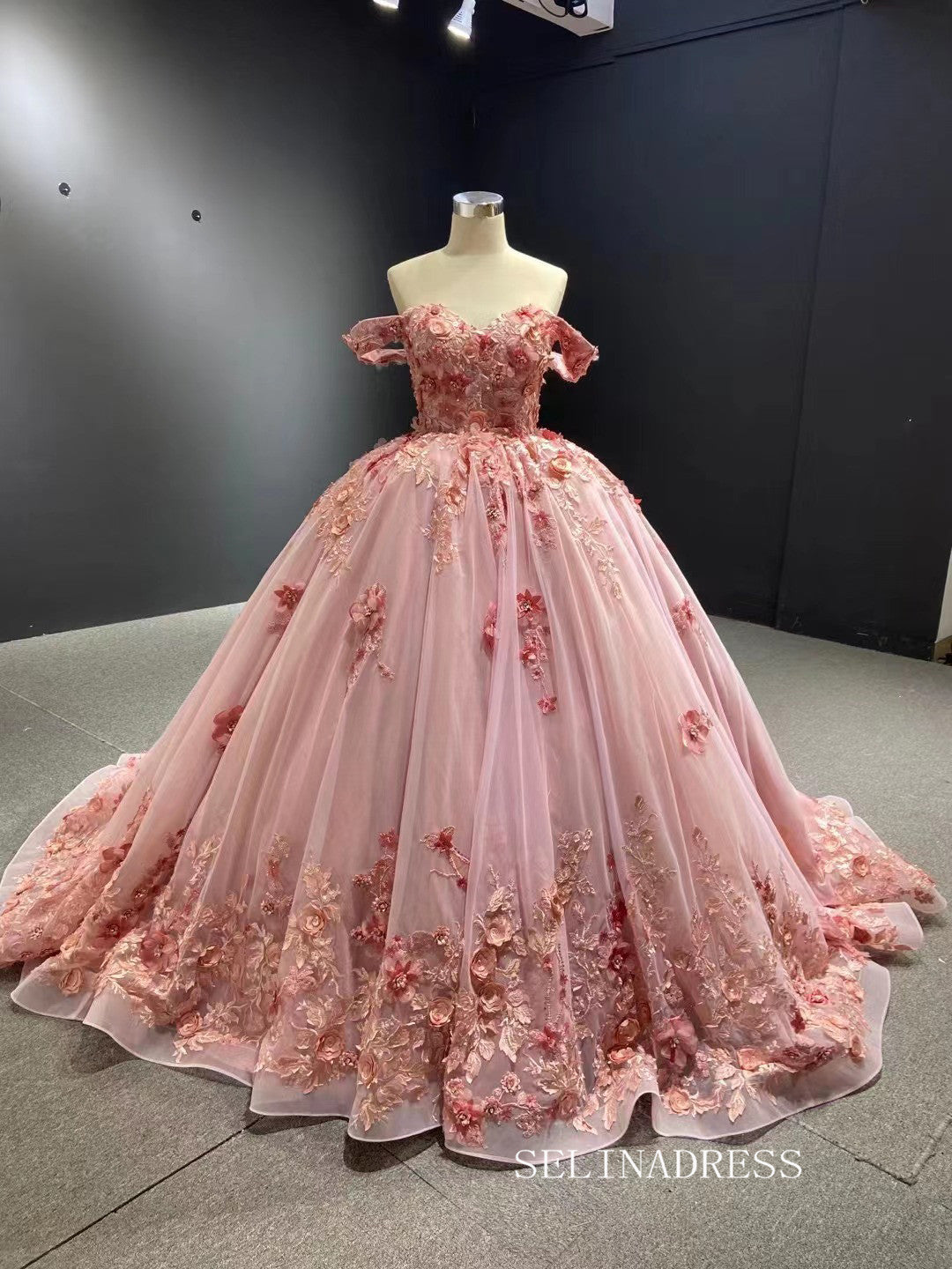 extravagant prom dresses